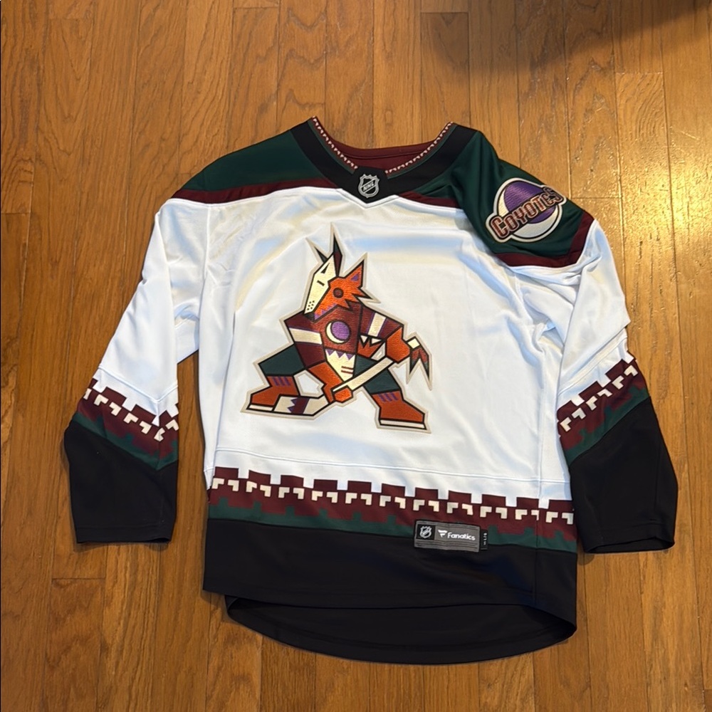 Phoenix Coyotes NHL jersey size large
